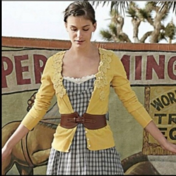 ❤️SOLD 🐝 Anthropologie Moth bee cardigan sweater - Picture 2 of 8